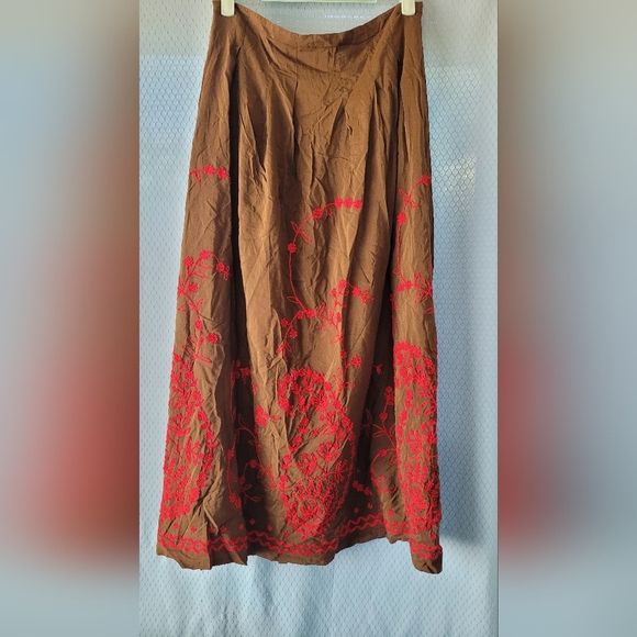JOHNNY WAS Brown Red Embroidered Cotton Silk Side Zip Skirt Womens Sz XS - Picture 2 of 3